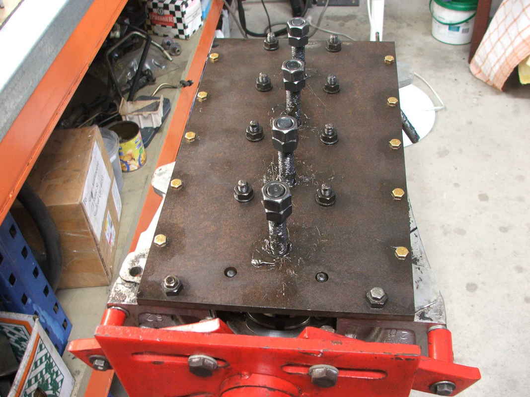 Crankcase positioned push plate 5.JPG
