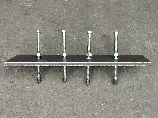 2- 10mm plate steel and hand made pulling bolts.JPG