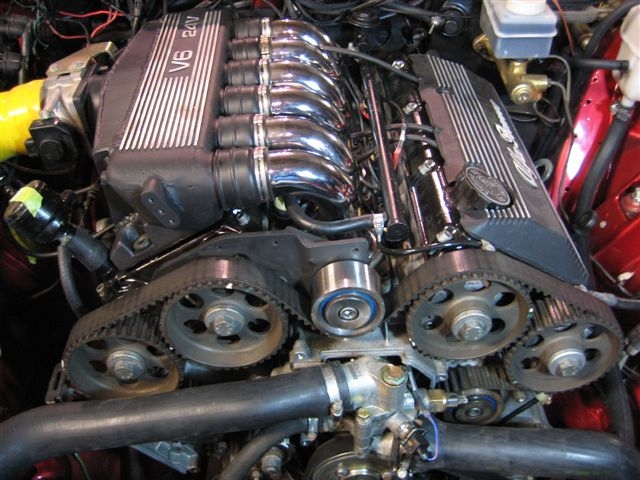 Alfa Engine with Valve Cover #4.JPG