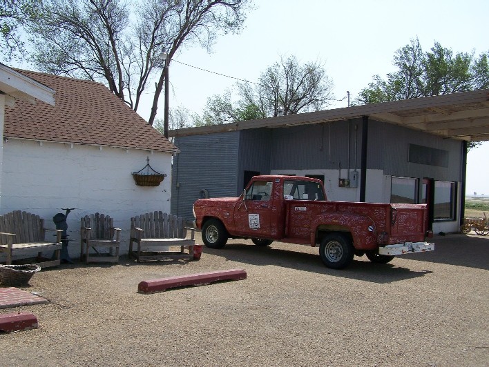 MPtruck.JPG