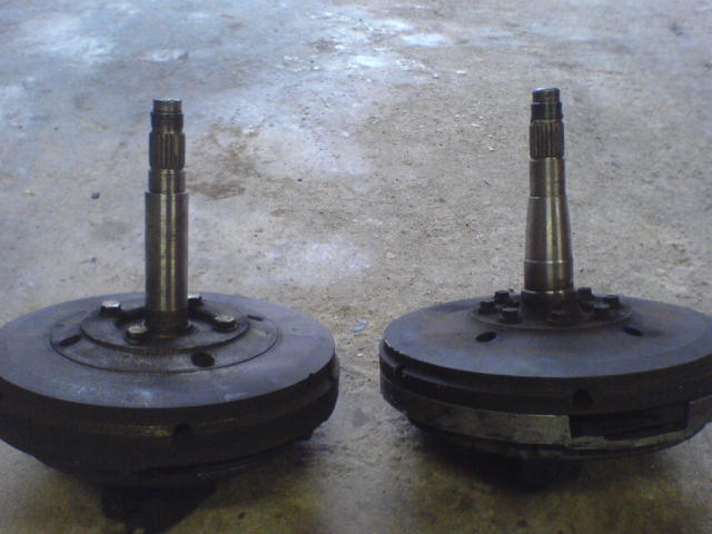 Two types of clutches alfetta type always on the left