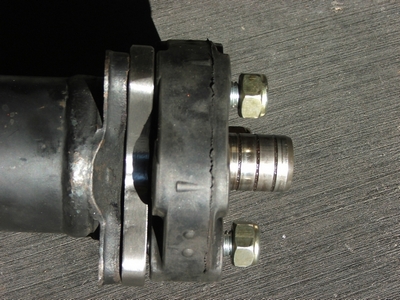 New coupling on driveshaft 2.jpg