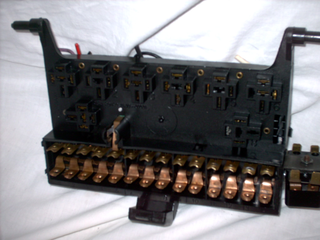 FS-GTV6 Fuse Box 2.jpg