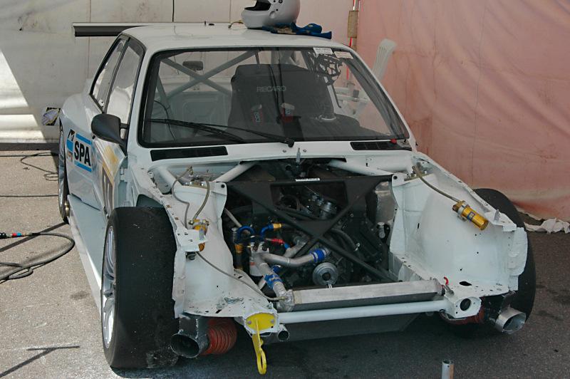 e30whitewide2kv3.jpg