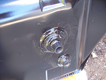 3/8&quot; bung welded in place - in-tank filter is history.