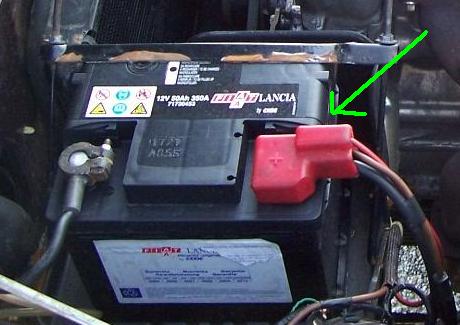 Alfetta_Battery_Cap_2.JPG