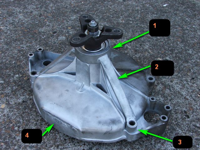 09Clutch housing bracing.JPG